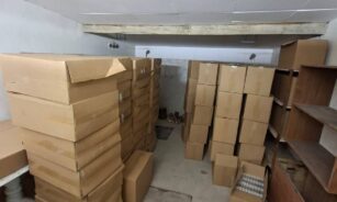 Kontabandinės cigaretės Mažeikiuose. ELTA nuotr.