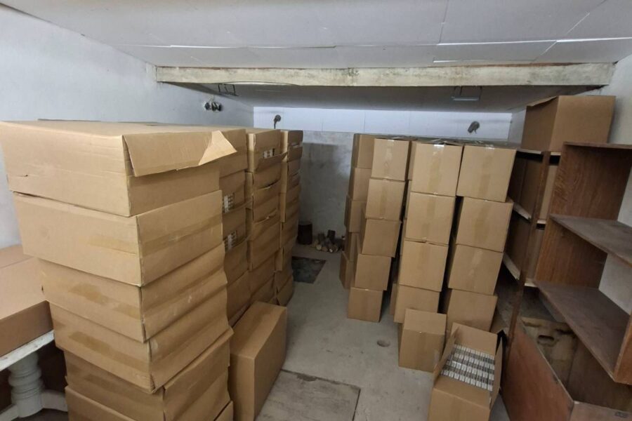 Kontabandinės cigaretės Mažeikiuose. ELTA nuotr.