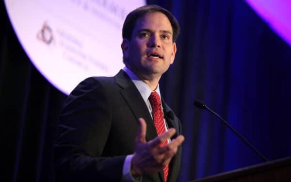 Plojimai Markui Rubio Miunchene sukėlė klausimų: Merzas atvirai pasakė, ką galvoja