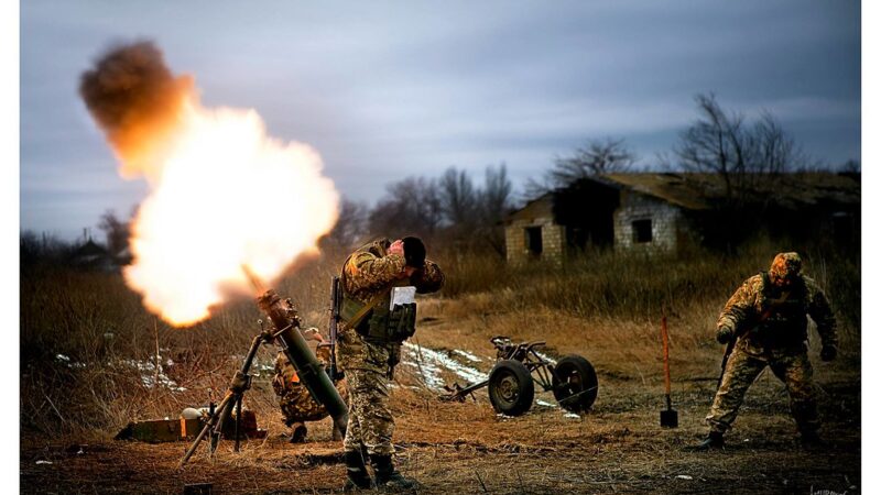 Kremliaus pajėgoms – dar vienas smūgis: Ukraina skelbia naujausius Rusijos nuostolius