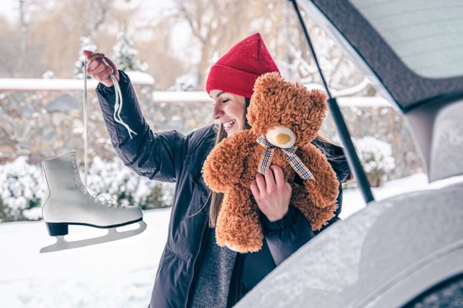 Suklusti turėtų visi vairuotojai: įsitikinkite, kad bagažinėje turite šiuos daiktus