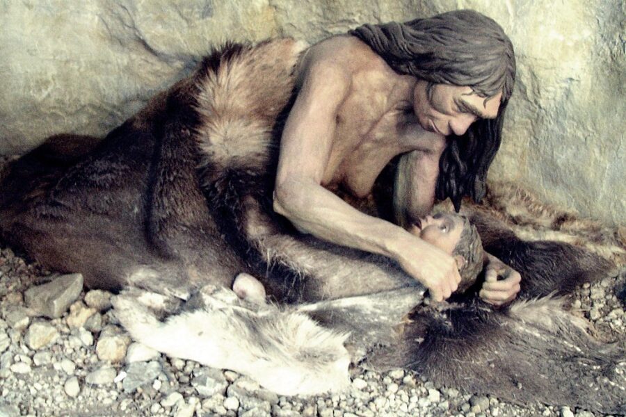 Netikėtas atradimas genetikoje: paaiškėjo, kaip iš tiesų poravosi žmonės ir neandertaliečiai