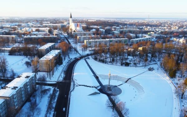 Pasakiškas miestas, kuriame apšalsite: juokingos kainos ir siurrealūs vaizdai lyg iš kito pasaulio