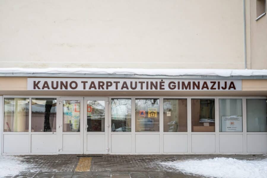 Auditas demaskavo šokiruojantį nepotizmą Kauno gimnazijoje: savivaldybė žengia griežtus žingsnius