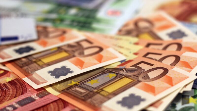 Finansinė pagalba Kyjivui jau pakeliui: Tarptautinis valiutos fondas suteiks milijardus siekiantį paramos paketą