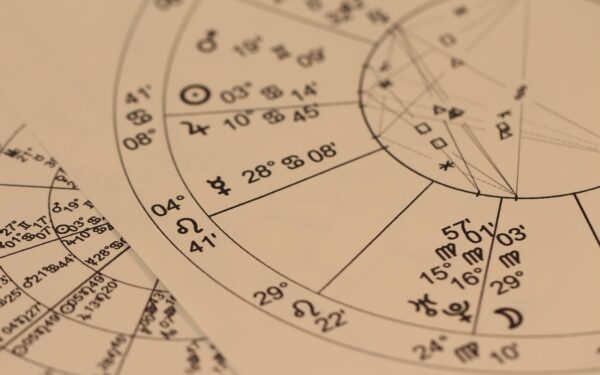 Šių trijų Zodiako ženklų laukia netikėti pokyčiai: ignoruoti ženklų nebepavyks