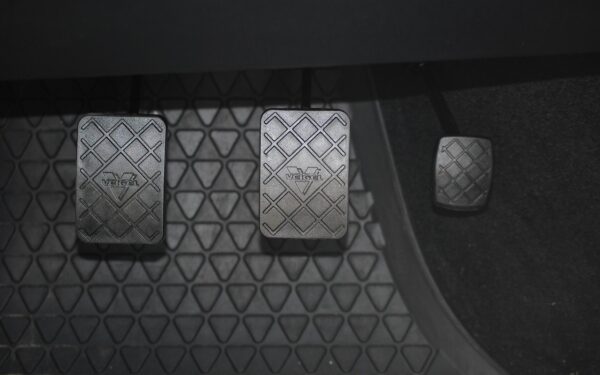 Nukrito sankabos pedalas? Sužinokite, kaip išvengti brangaus remonto ir sutaupyti pinigų