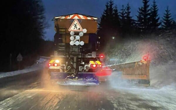 Sniego spąstai: kelininkai įspėja dėl pavojingiausių vairuotojų klaidų