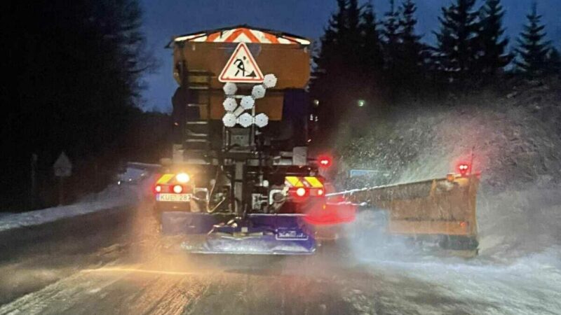Sniego spąstai: kelininkai įspėja dėl pavojingiausių vairuotojų klaidų