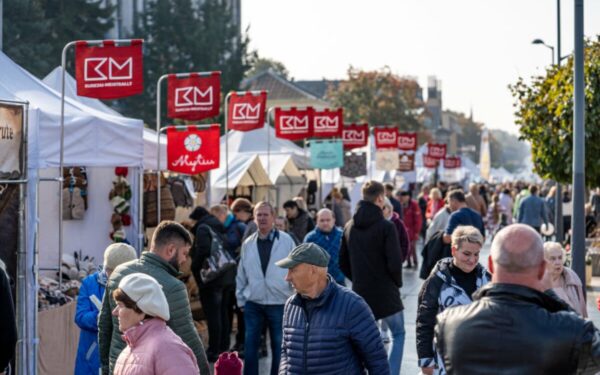 Marijampolėje ieškomas Užgavėnių organizatorius: kas uždirbs iš blynų, triukšmo ir kaukių 2026?