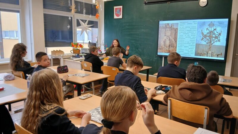 Erasmus+ projektas Kelmėje: mokiniai mokysis atpažinti melą, pokyčiai jau prasideda