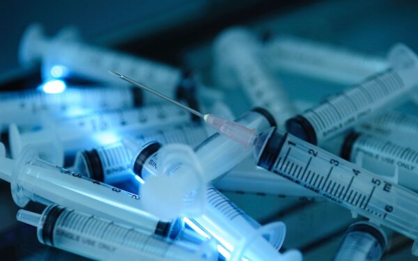 JAV neramumų fone, pavojingas incidentas: kongreso narė apipurkšta neaiškiu skysčiu