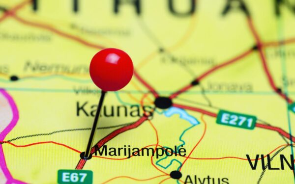 Marijampolėje kyla aistros: konkursas laikiniems statiniams prie parko – kas susižers pelną?