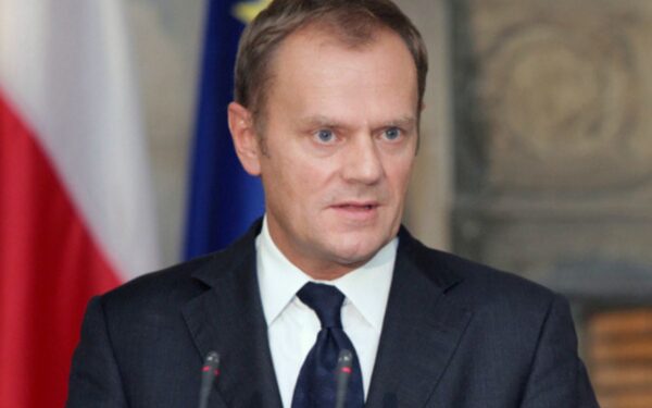 „Nuolaidžiavimas – silpnumo ženklas“: Tuskas siunčia griežtą žinutę Vašingtonui