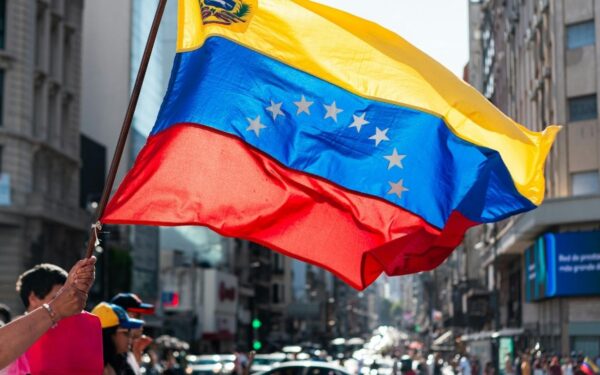 Venesuelos gyventojai po metų pertraukos vėl gali naudotis platforma „X“