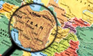 JAV analitikai: po žiauraus valdžios susidorojimo protestai Irane atslūgo