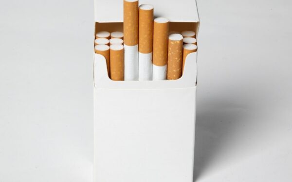 Ignalinos rajone sustabdytame automobilyje aptikta beveik 3 tūkst. nelegalių cigarečių