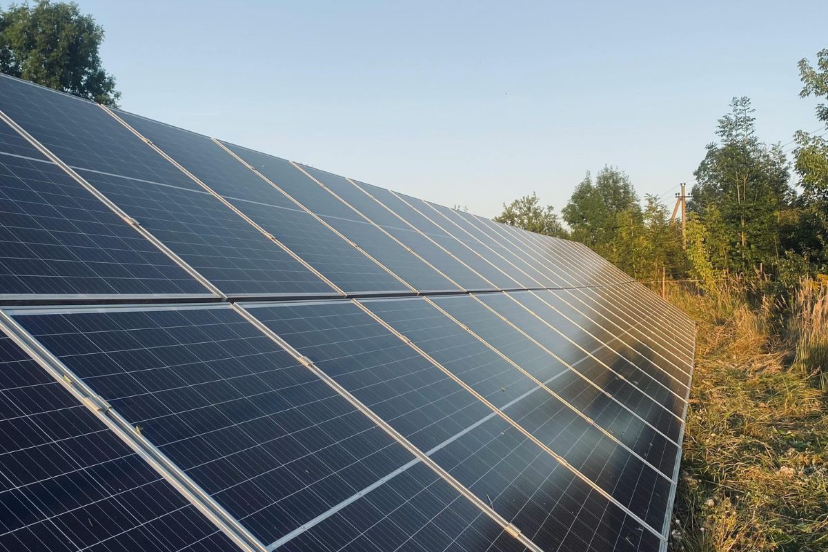 Pasistatė saulės elektrinę, bet triženklė sąskaita vis tiek atėjo: ką slepia rangovai?