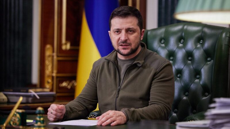 Pensijoms, subsidijoms ir valstybės stabilumui: Ukrainai – beveik 700 mln. dolerių parama iš dviejų šalių