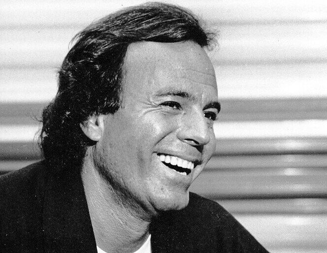 Seksualinės prievartos šešėlis: Iglesias kaltinimus vadina melu