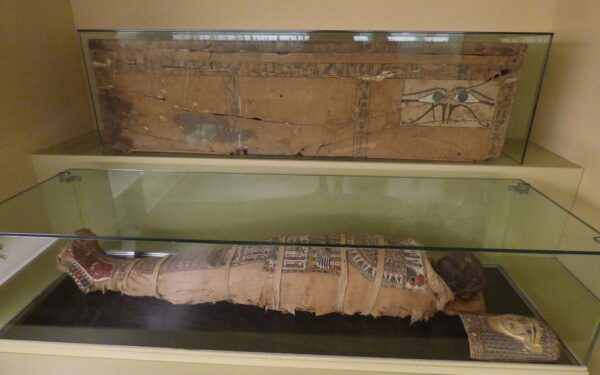 Egipto archeologai apstulbo: sužinokite, ką jie rado tūkstančius metų nejudintoje uoloje