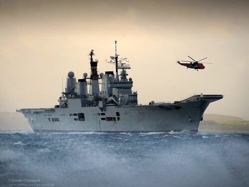 Artimuosiuose Rytuose – nauja įtampa: Trumpas svarsto siųsti dar vieną lėktuvnešį