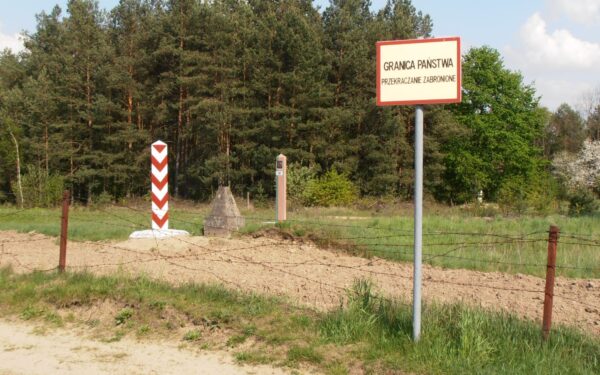 Keliaujantiems – svarbi žinia: kontrolė prie Lietuvos sienos gali užsitęsti