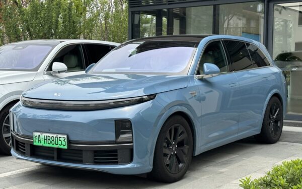 Kinijos elektromobilių bumas ar nuosmukis? „Li Auto“ rodikliai 2025 m. šokiruoja