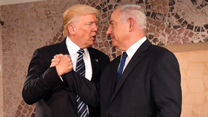 Izraelis siunčia griežtą signalą Trumpui: pasirengęs smogti Iranui ir be sąjungininkų