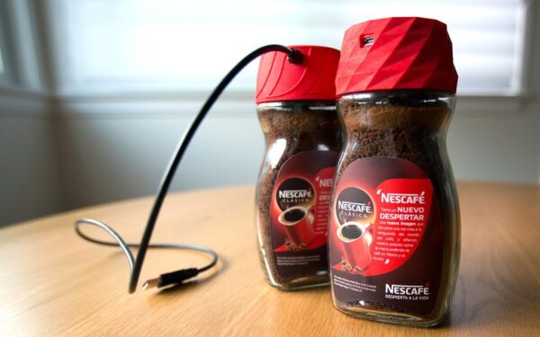 Neišmeskite stiklainių nuo kavos: paverskite juos prabangiu virtuvės akcentu