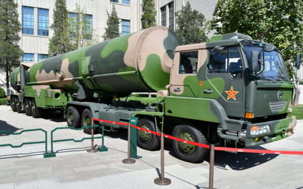 Azijoje auga nerimas: Japonijos jūros kryptimi fiksuotas Šiaurės Korėjos raketos paleidimas