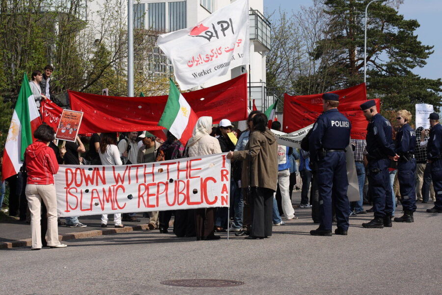 Metsola ragina aktyviau remti protestus Irane