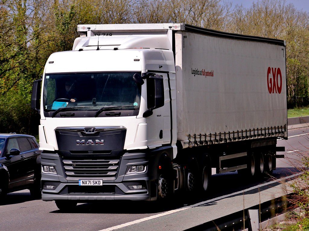 Logistikos milžinės „GXO“ lūžio taškas: rekordinės pajamos ir humanoidai, keičiantys ateities sandėlius