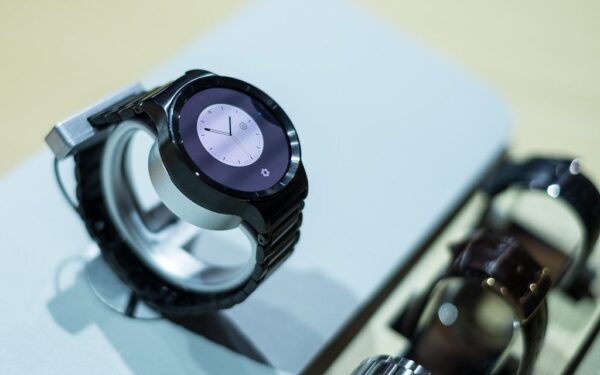 Tikras lengvumo rekordas: sužinokite, kaip naujas „Huawei“ laikrodis palengvins bėgimą