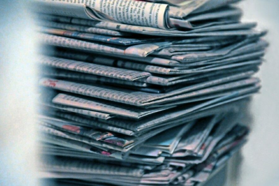 Pamirškite brangias valymo priemones: štai kodėl namuose verta saugoti senus laikraščius