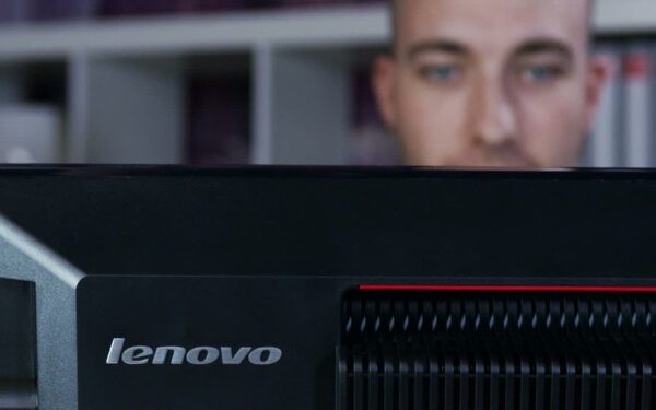 Sutaupyti liko vos kelios dienos: „Lenovo“ įspėja, kad kompiuterių kainos netrukus šaus į viršų
