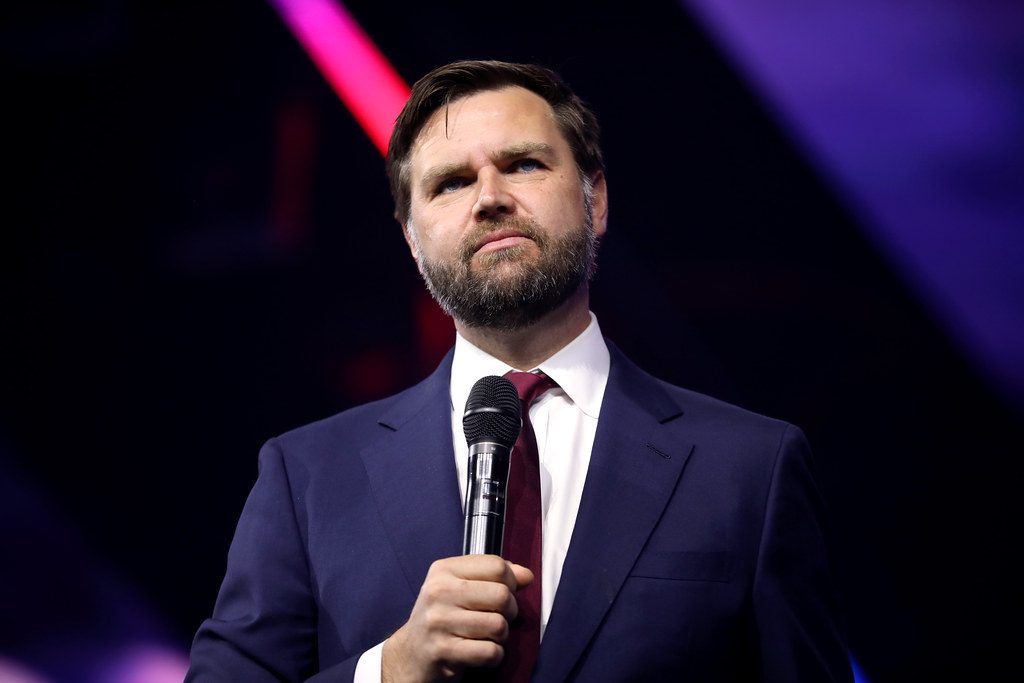 Trumpo administracija imasi naujos taktikos: viceprezidentui patikėta griežta užduotis