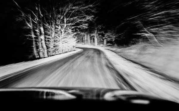 Plikledis keliuose: viena dažna vairuotojų klaida, kuri ant ledo kainuoja gyvybes: ar jūs ją darote kiekvieną žiemą?