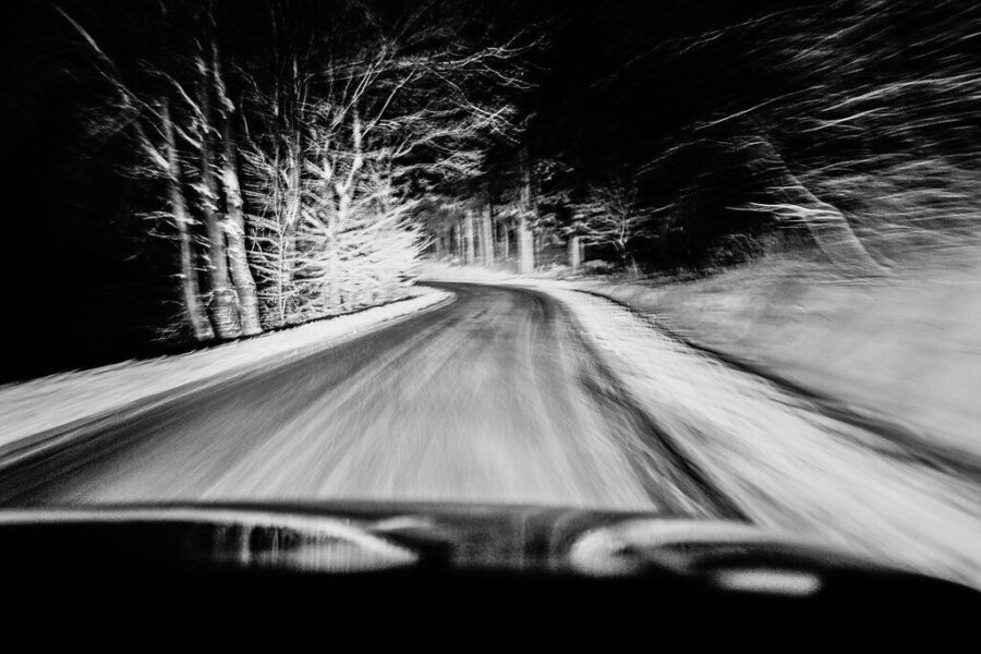 Plikledis keliuose: viena dažna vairuotojų klaida, kuri ant ledo kainuoja gyvybes: ar jūs ją darote kiekvieną žiemą?