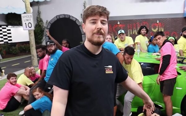 Skandalas „MrBeast“ komandoje: darbuotojas bandė apgauti sistemą ir sulaukė milžiniškos baudos