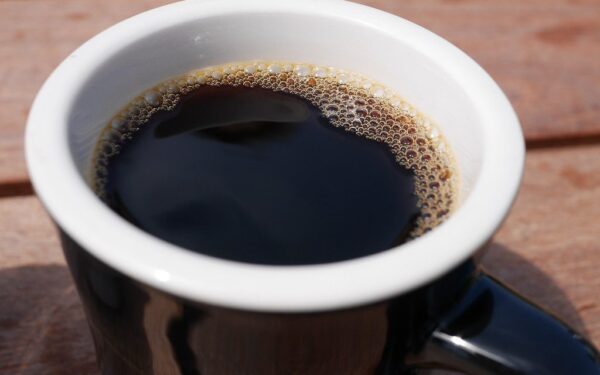 Įberkite į kavą žiupsnelį šio prieskonio: skonis beveik nesikeičia, o pabundate greičiau