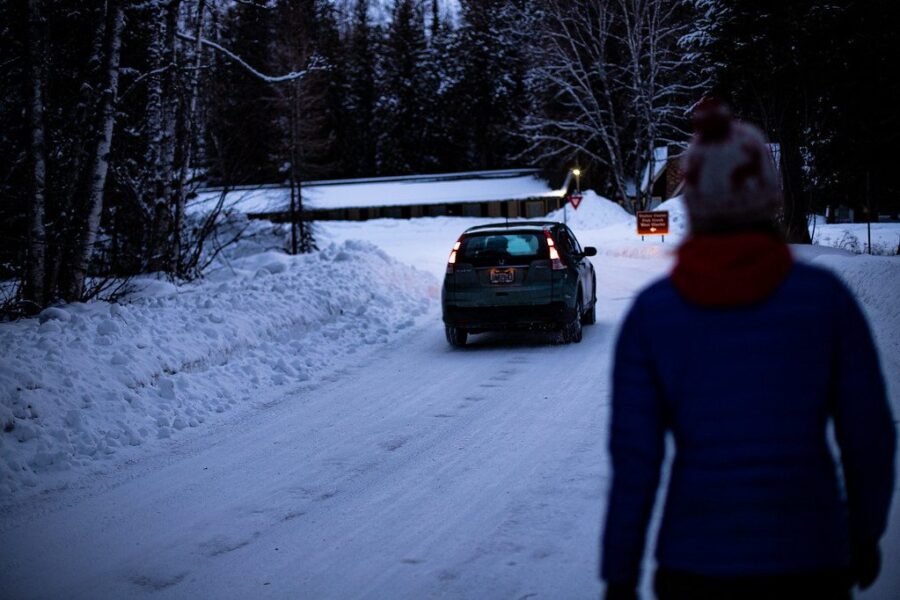 Mirtina klaida slidžiame kelyje: kodėl įjungtas tempomatas gali tapti avarijos priežastimi