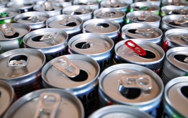 Nuolat trūksta jėgų? Štai kodėl energiniai gėrimai tik dar labiau jus išsekins