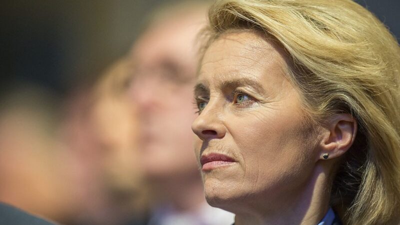 Artimųjų Rytų konfliktas jau pasiekė Europą: von der Leyen ragina nutraukti karą