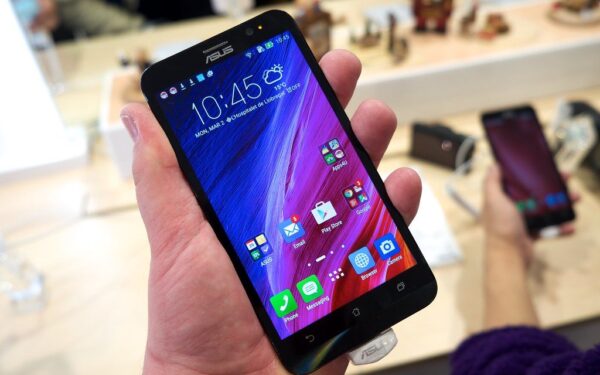 Svarbios žinios telefonų pirkėjams: kodėl „Asus“ stabdo šių garsių modelių gamybą?