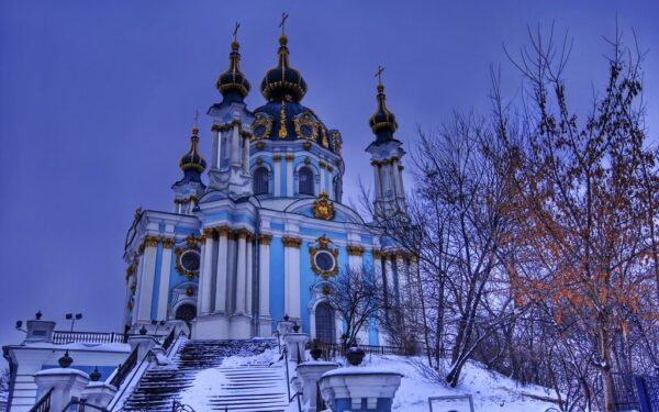 Zelenskis pratrūko: Kyjivo valdžiai – griežta kritika dėl šalčio ir tamsos sostinėje