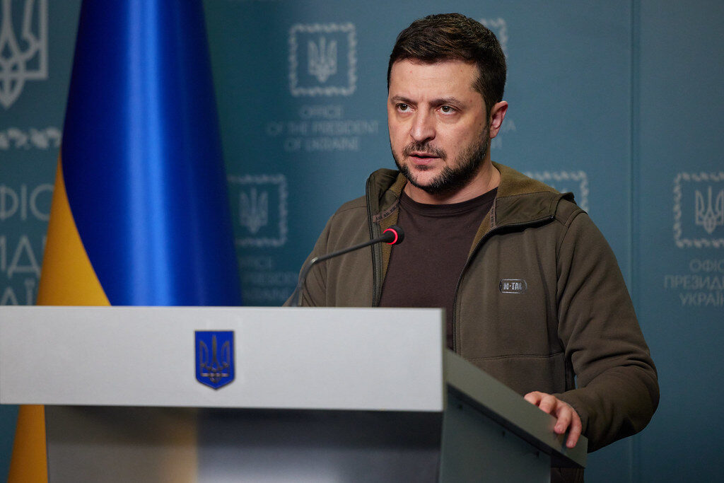 Kol Rusija bombarduoja, Kyjivas tariasi su Vašingtonu dėl ateities