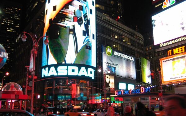 Lietuvių idėjos sužibo Niujorke: sužinokite, kurie jauni verslai pasiekė „Nasdaq“ ekraną