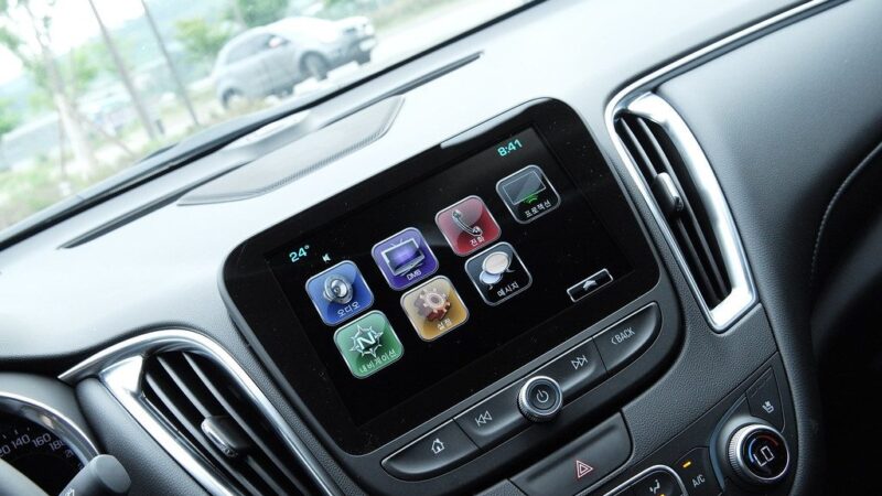 Išleistas „Android Auto“ 16.5 atnaujinimas: kaip pasikeis jūsų automobilio ekranas?