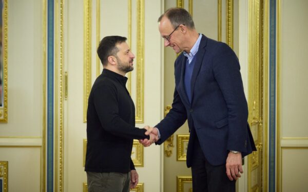 Netikėti apklausos duomenys Berlyne: dauguma vokiečių pasisako už tiesiogines derybas su Maskva